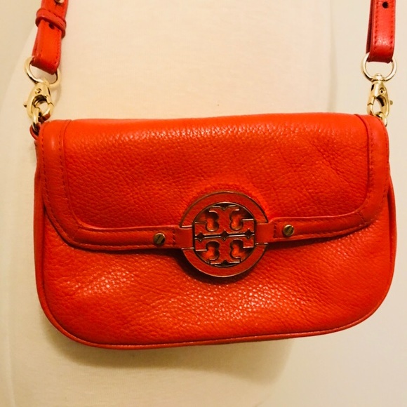 Tory Burch Handbags - EUC Tory Burch bittersweet crossbody purse bag red